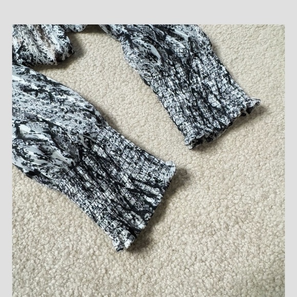 English Factory Dress Black Silver Snake Print Shirred Waist Long Sleeve Size XS - Picture 12 of 15